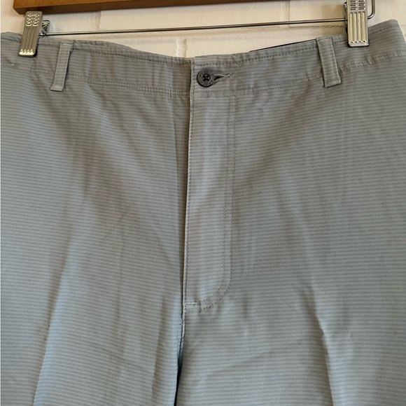 NWT Pebble Beach Men’s Golf Shorts - Picture 2 of 3